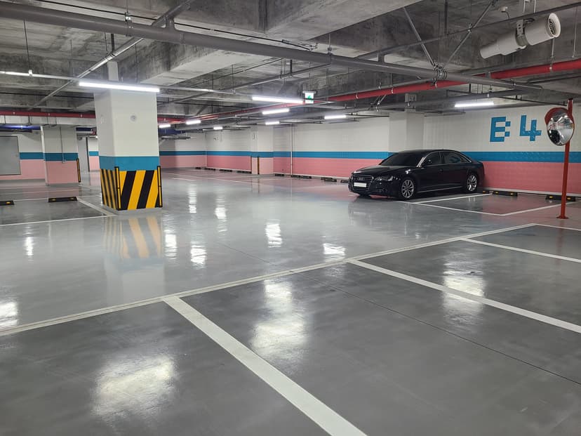 두림타워 주차장 전경 1